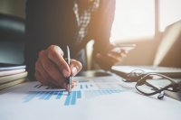 Waarom het hebben van een financieel plan belangrijker is dan geld sparen